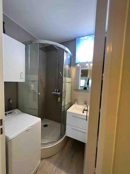 شقة Appart Lumineux Avec Vue Sur Mer A 180 Degres تروفيي سور مير المظهر الخارجي الصورة
